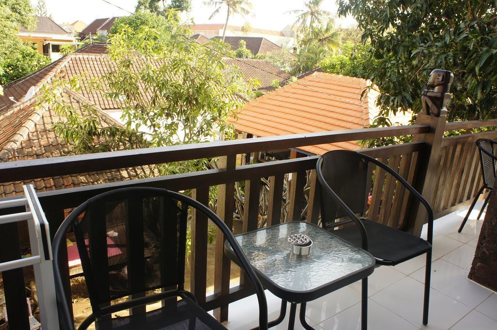 Kubu B'Dauh Homestay 레기안 외부 사진